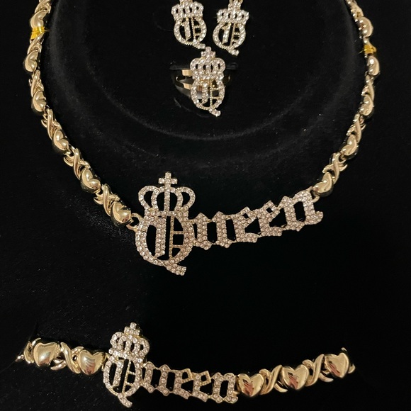 Queen necklace, earrings, bracelet and ring (costume jewelry) gold cz - Picture 2 of 4